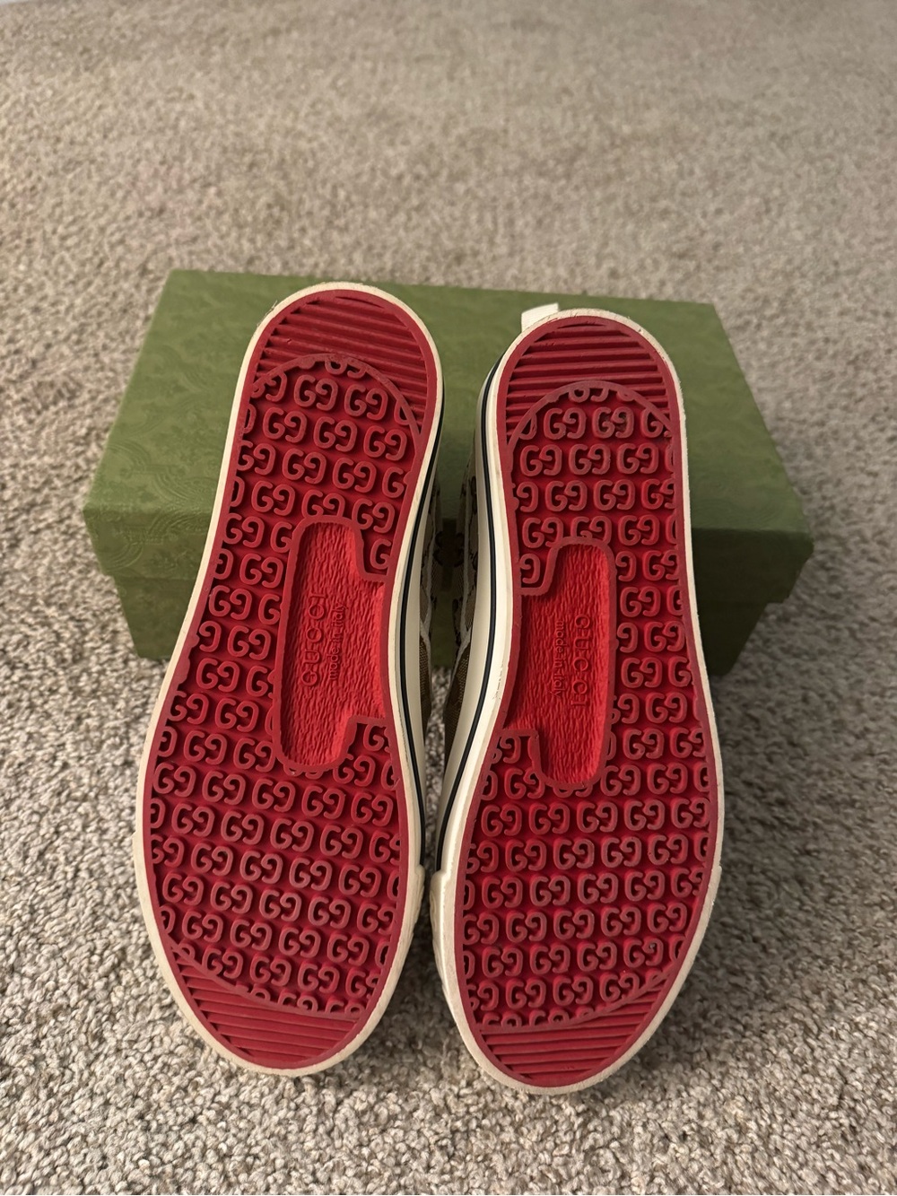 Gucci Beige GG Supreme Canvas Slip-On Mules - Picture 2 of 3